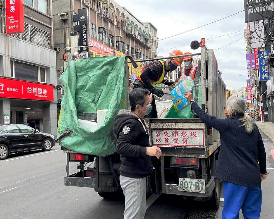 雙北同步停收垃圾1天 民眾勿亂丟恐造成淹水