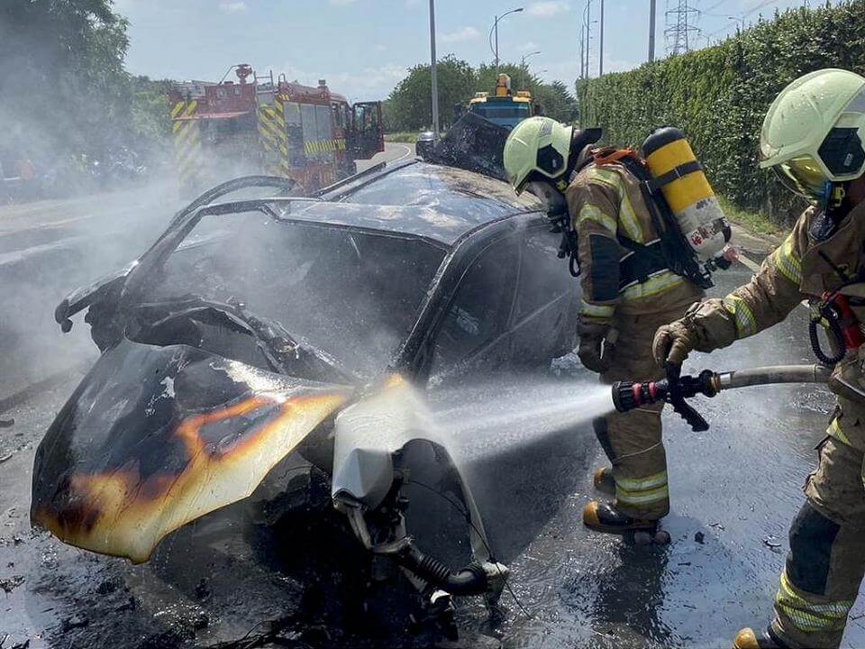 台南171甲線發生火燒車 撲滅火勢驚見2焦屍