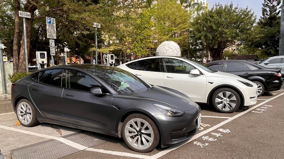 台中有電動車主貪小便宜 私接電動充電樁竊電