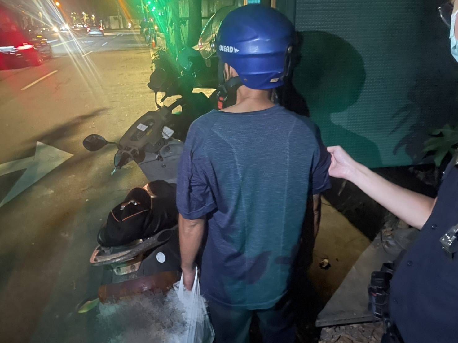 前往訪友走路太累 竊賊異想天開偷機車代