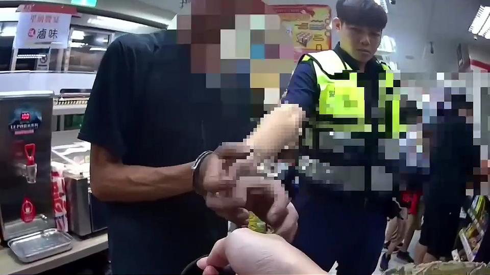 男偷酒辯不是你家賣的 監視器全都錄打臉