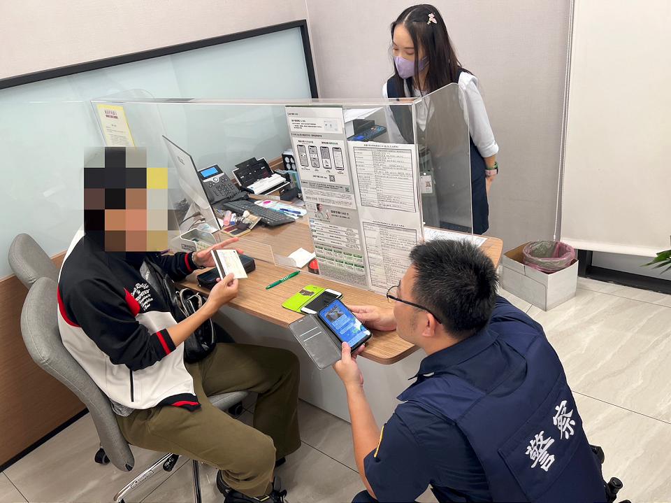 被越籍女愛情沖昏頭 桃園男險給外幣帳戶供詐騙