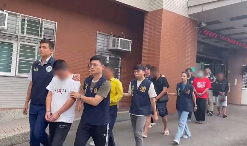圖/移民署國境事務大隊提供