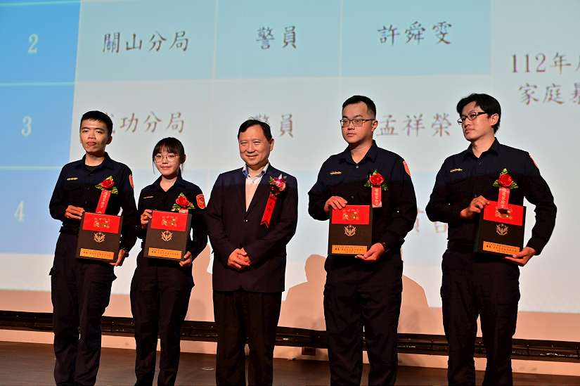 感謝員警辛勞及付出 臺東縣今辦理警察節慶祝大會 王志輝:今年警消津貼再調升達1萬7千元