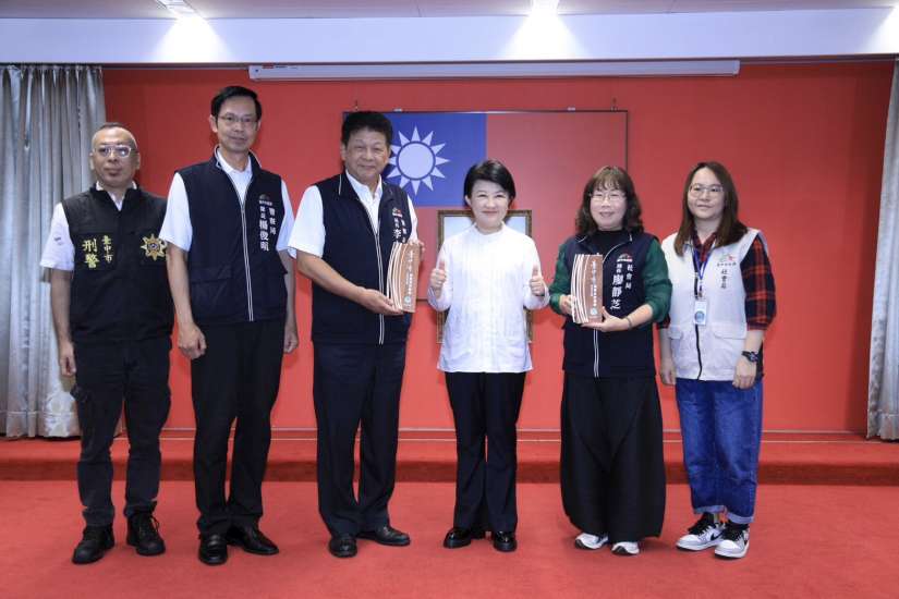 建構家暴安全防護網!  中市社會局獲全國唯一績優社政團隊